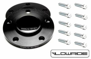 Dystanse BMW E36 E46 E9X E8X 10mm Czarne z Prowadzeniem + Śruby kół