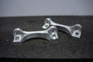 Big Brake Adaptery zacisków BREMBO 4 tłoczki 337x30mm BMW E36 E46 Przód