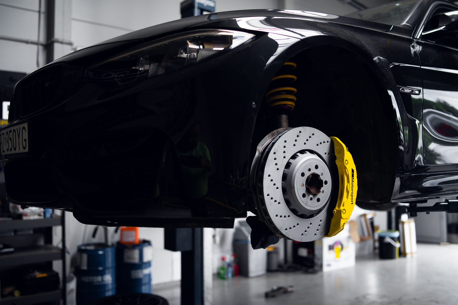 Big Brake Kit Przód do BMW M2/M3/M4 F87/F80/F82 -Porsche 6 tłoków 400x36mm - obrazek 10