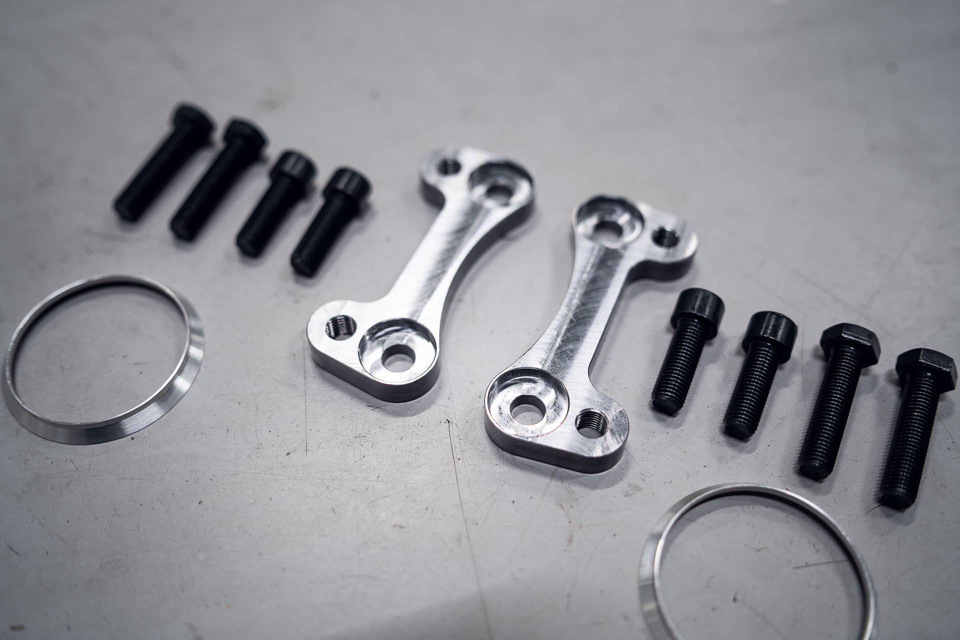 Zestaw montażowy konwersji hamulców tył 356mm Audi S3 8V, VW Golf 7 GTI R, Arteon MQB (również z elektrycznym ręcznym) - obrazek 4