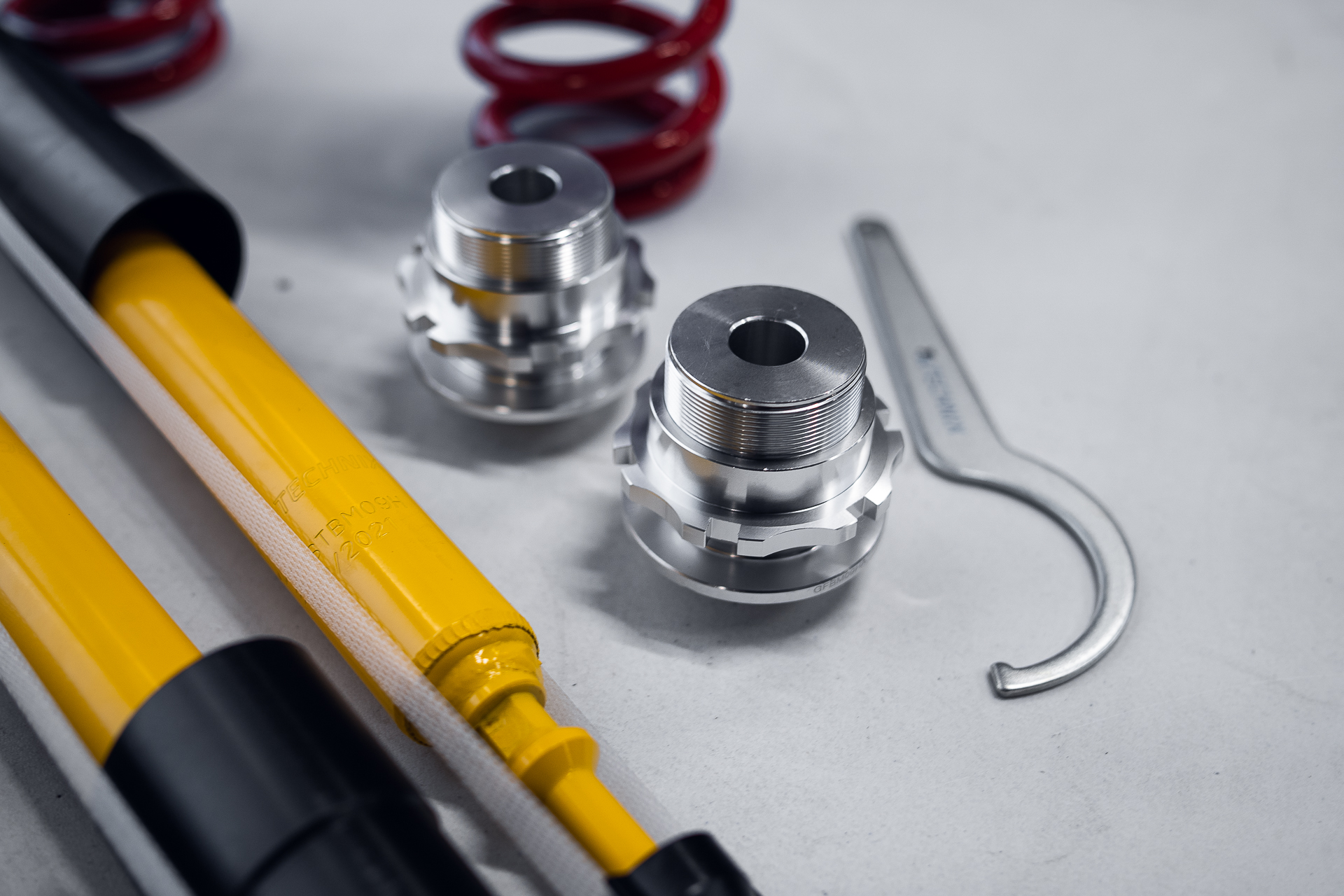 BMW serii 3 E90 oraz seria 1 E81, E82, E88 Gwintowane Zawieszenie Ta-Technix - obrazek 5